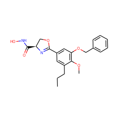 CCCc1cc(C2=N[C@@H](C(=O)NO)CO2)cc(OCc2ccccc2)c1OC ZINC000026851795